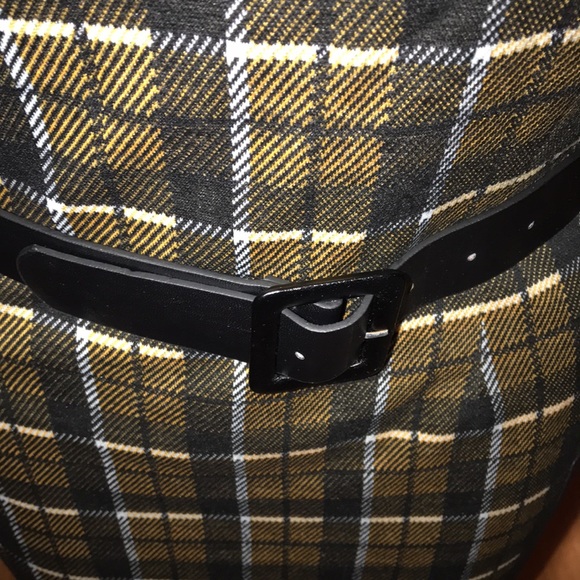 Dress - Picture 6 of 7